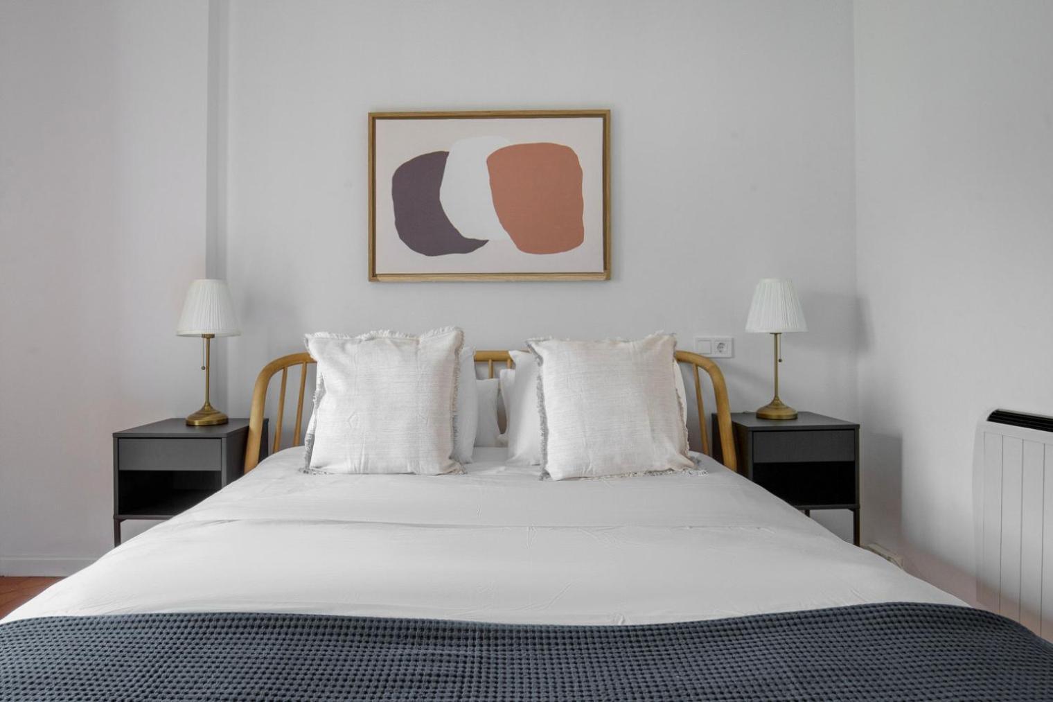 Blueground Les Corts Balcony Furnished Bcn-128 Apartment Barcelona