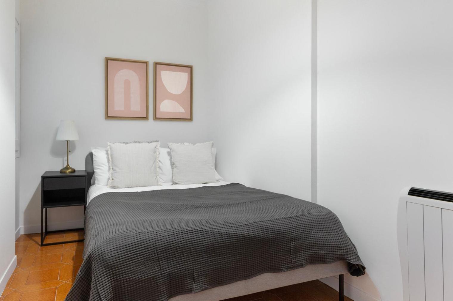 Blueground Les Corts Balcony Furnished Bcn-128 Apartment Barcelona