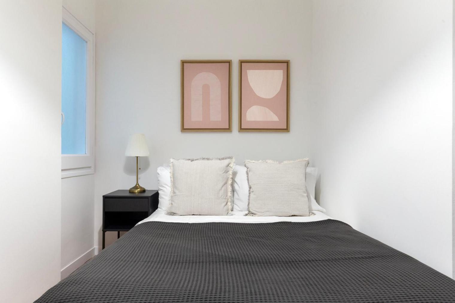 Blueground Les Corts Balcony Furnished Bcn-128 Apartment